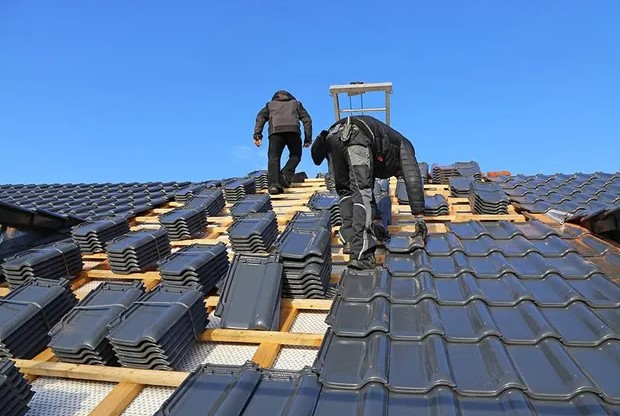 Dakwerkers Oud-Turnhout - Ervaren dakwerkers in actie